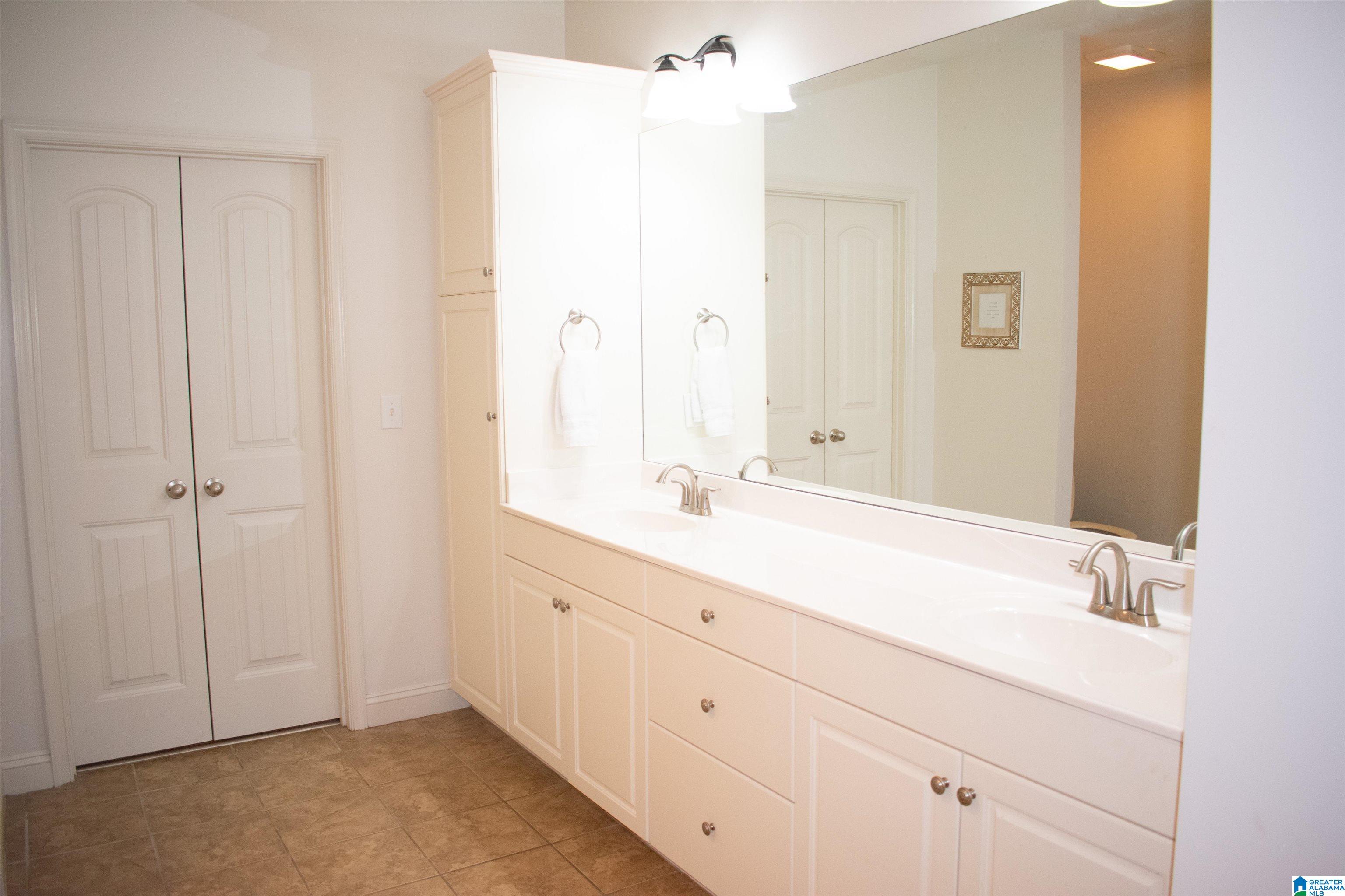 1012 Dublin Way Birmingham, AL 35242 - Photo 12 of 20
