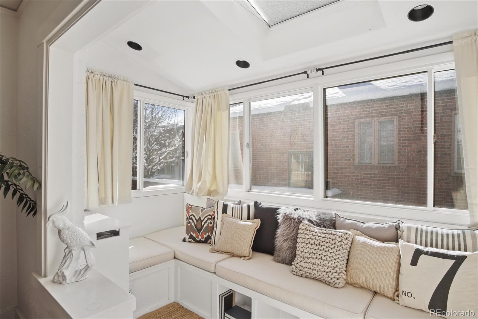 1936 Ivanhoe Street Denver, CO 80220 - Photo 8 of 29