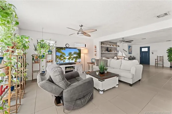 $595,888 | 5092 Southeast Nassau Terrace, Stuart, FL 34997