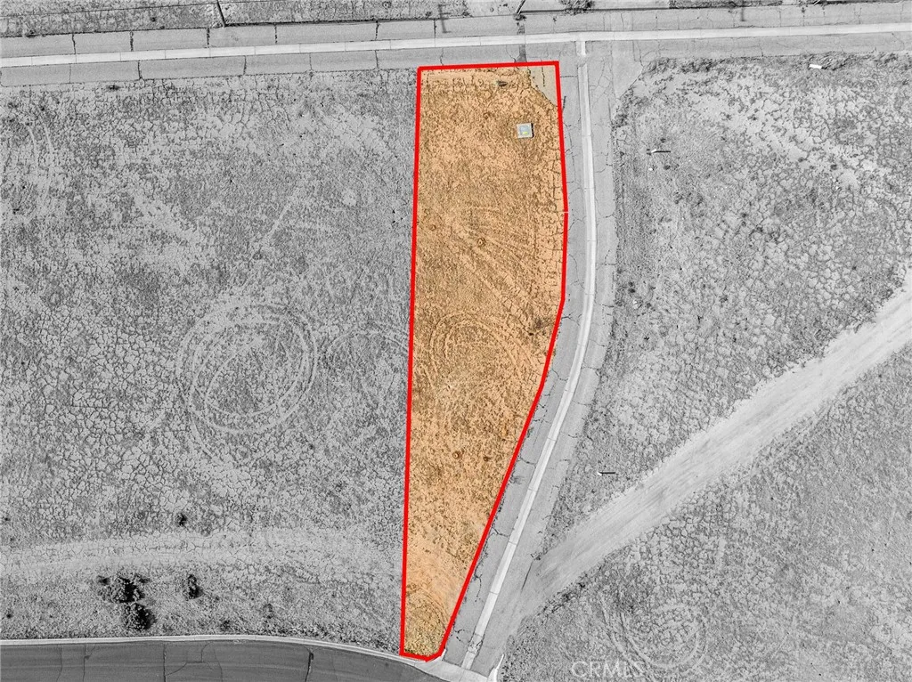 0 Shawnee Road Apple Valley, CA 92308 - Photo 6 of 7 a bathroom with a shower