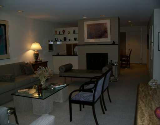 108 Beechmont Road Pittsburgh, PA 15206 - Photo 3 of 8 Living Room.