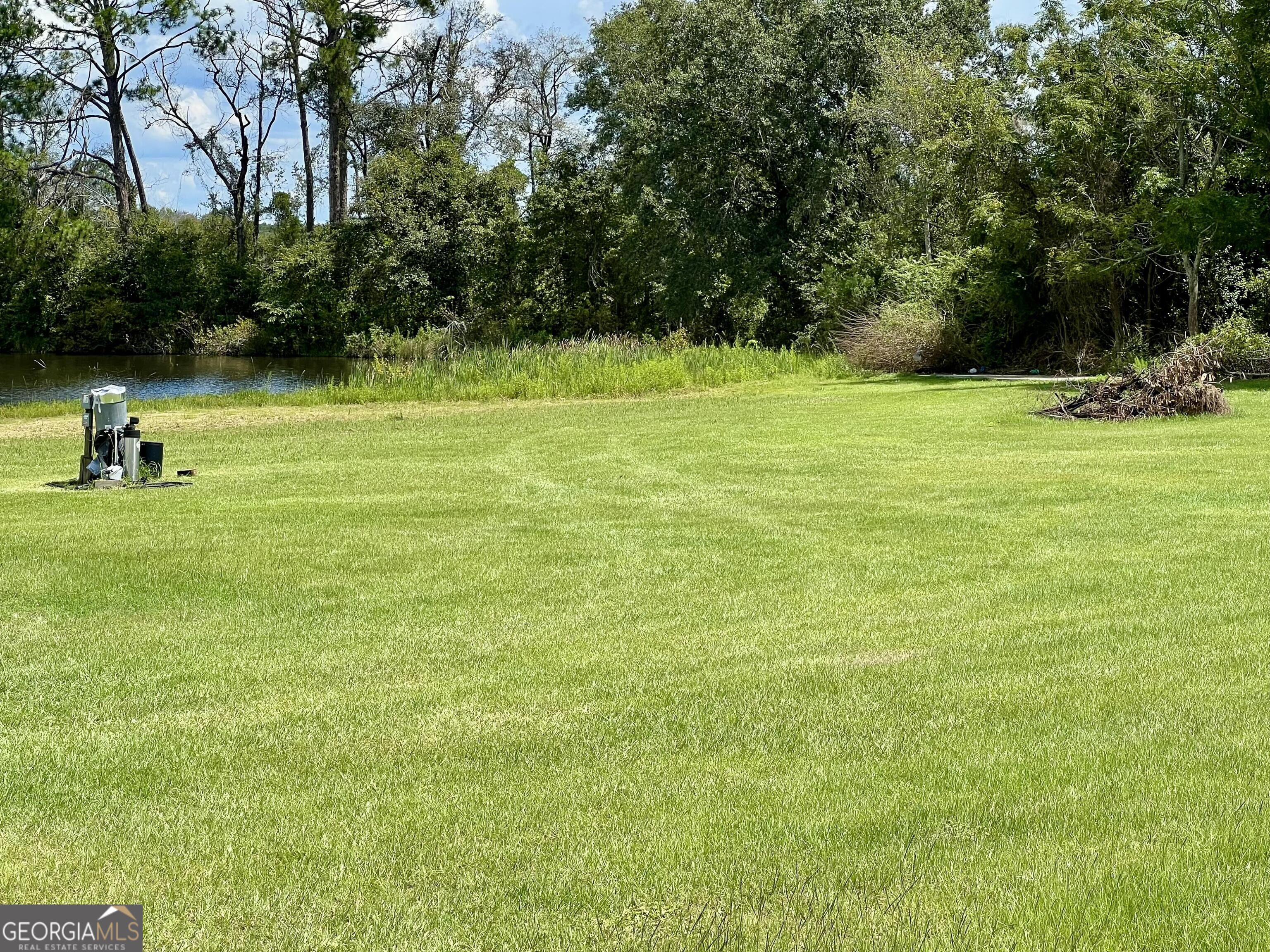 176 Matts Way Douglas, GA 31535 - Photo 15 of 43 Gallery Image 15