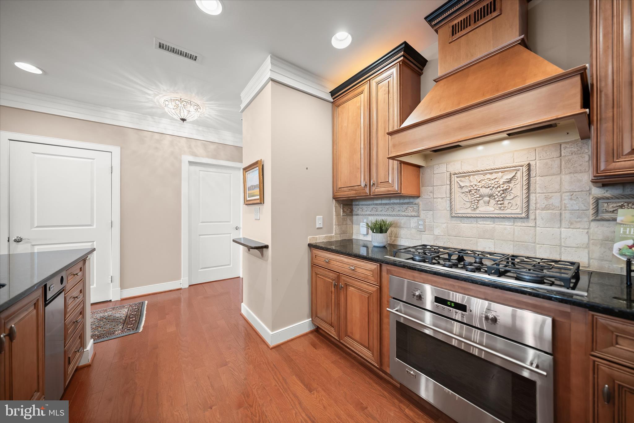 66 Franklin Street, Unit 407 Annapolis, MD 21401 - Photo 11 of 51 Kitchen