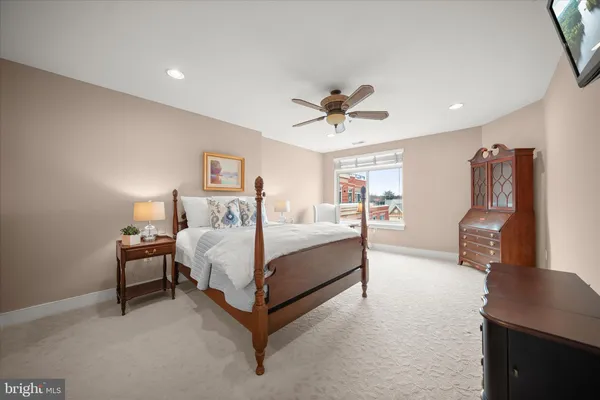 $1,200,000 | 66 Franklin Street, Unit 407, Annapolis, MD 21401