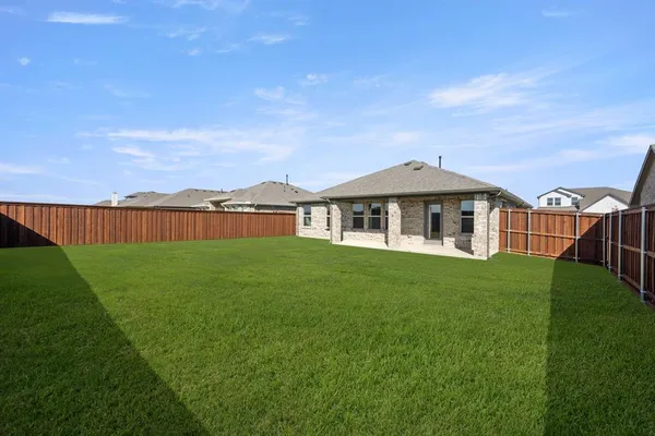 $339,999 | 725 Scarlet Sage Drive, Waxahachie, TX 75165