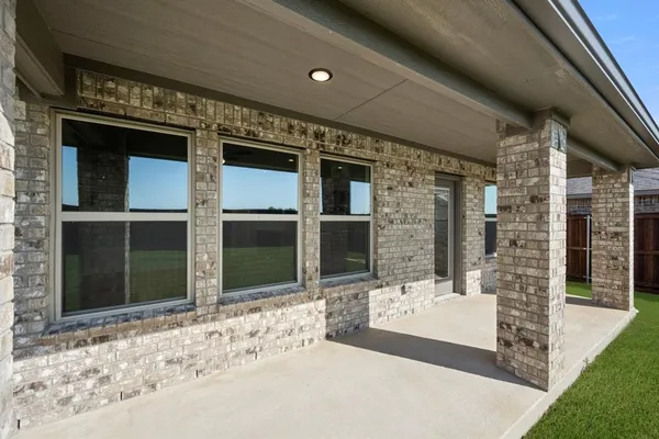 $339,999 | 725 Scarlet Sage Drive, Waxahachie, TX 75165