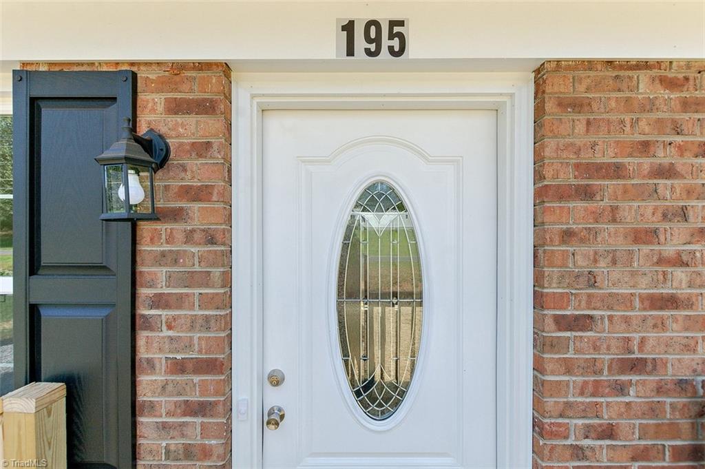 195 Red Barn Road Lexington, NC 27292 - Photo 3 of 26 Gallery Image 3