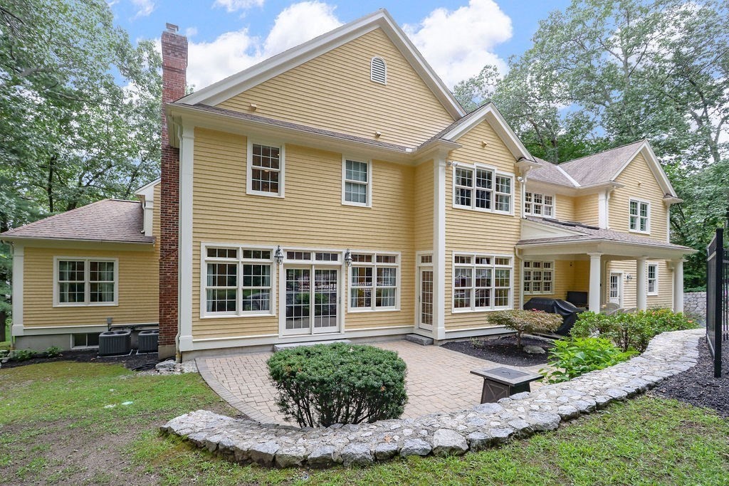 50 Emerson Road Winchester, MA 01890 - Photo 3 of 40