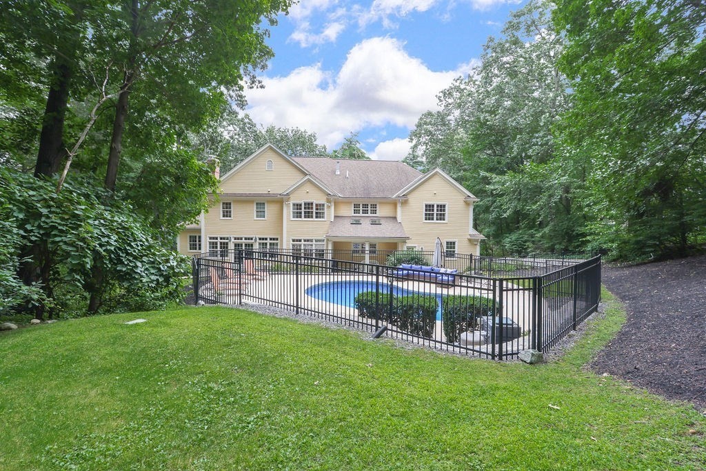 50 Emerson Road Winchester, MA 01890 - Photo 36 of 40