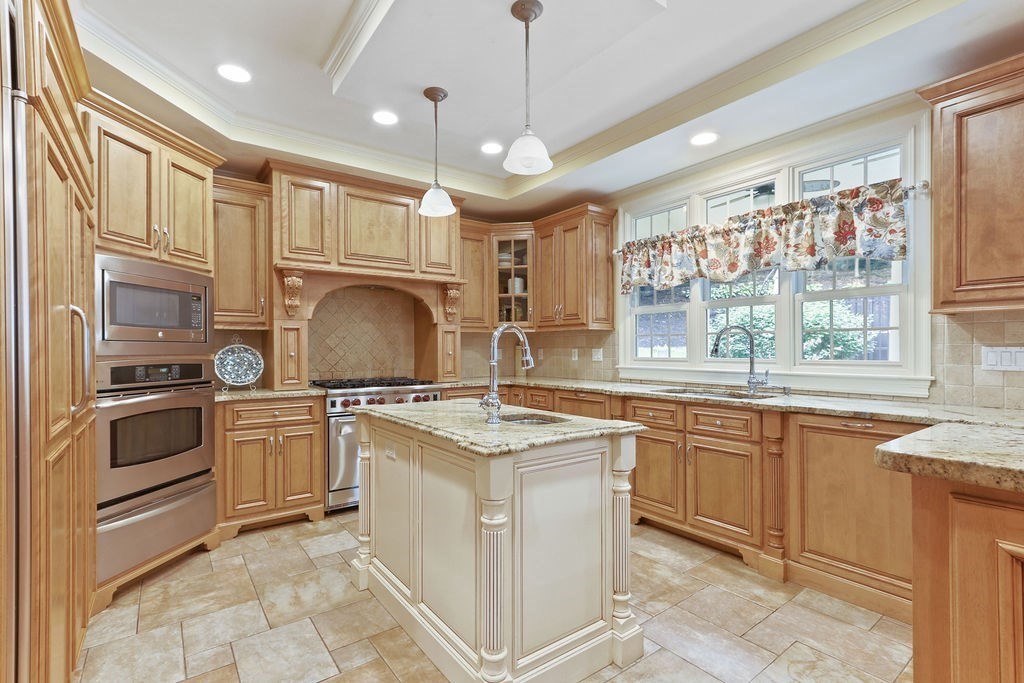 50 Emerson Road Winchester, MA 01890 - Photo 6 of 40