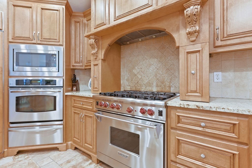 50 Emerson Road Winchester, MA 01890 - Photo 7 of 40