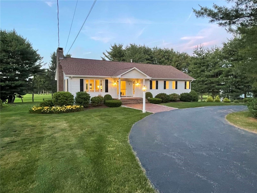 189 Old River Road Lincoln, RI 02865 - Photo 1 of 44 Gallery Image 1