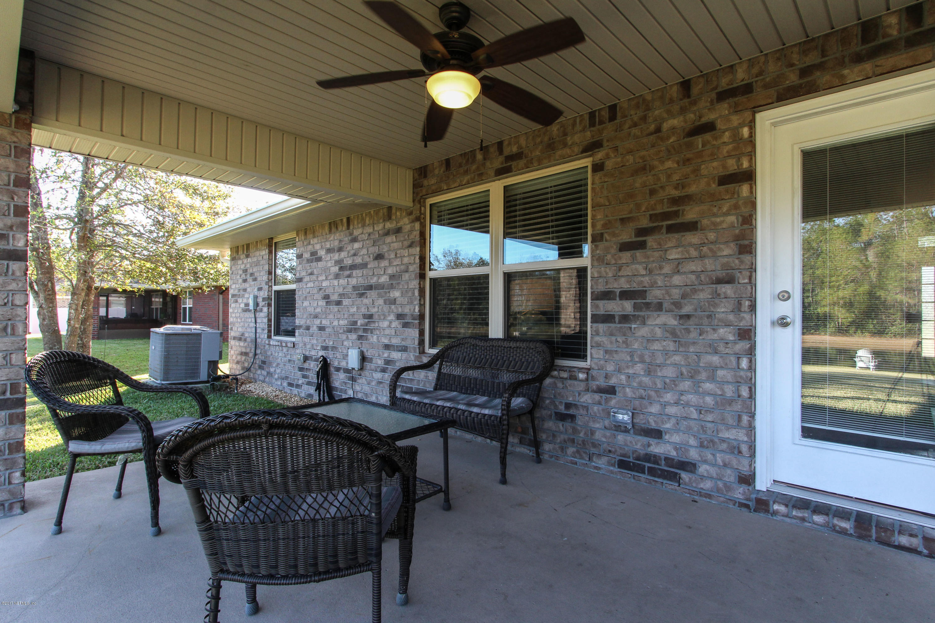 88424 Maybourne Road Yulee, FL 32097 - Photo 22 of 27 Ceiling fan cools you off