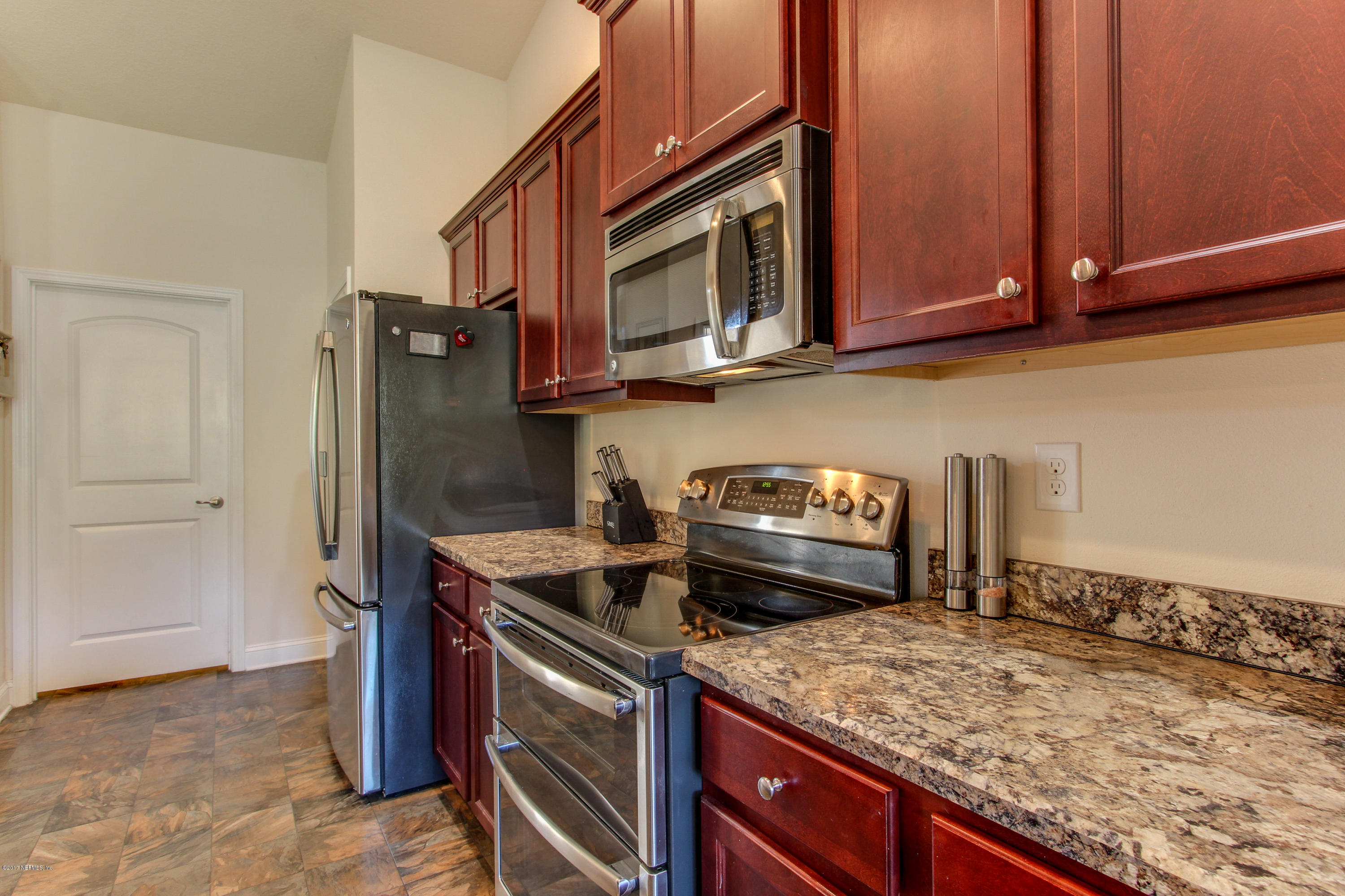 Lots of counter space