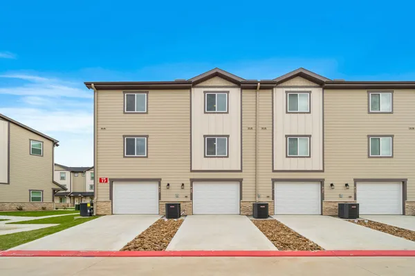 $1,650 | 12603 Telge Road, Unit 17B, Cypress, TX 77429