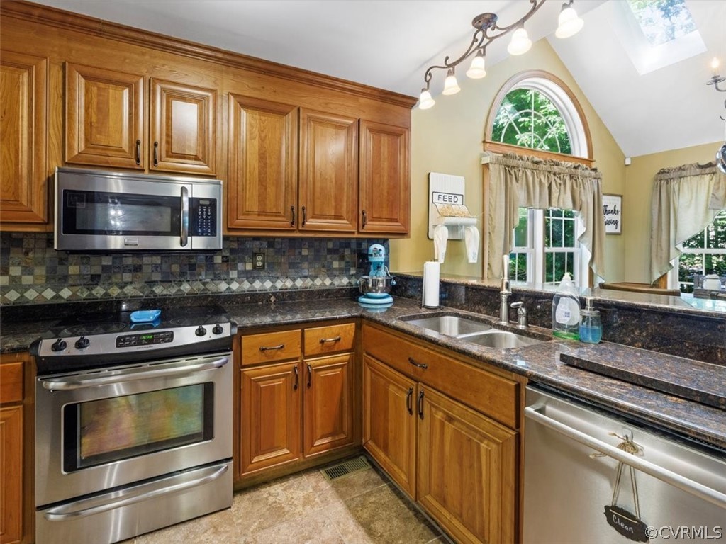 13900 Sandy Oak Road Chester, VA 23831 - Photo 8 of 30