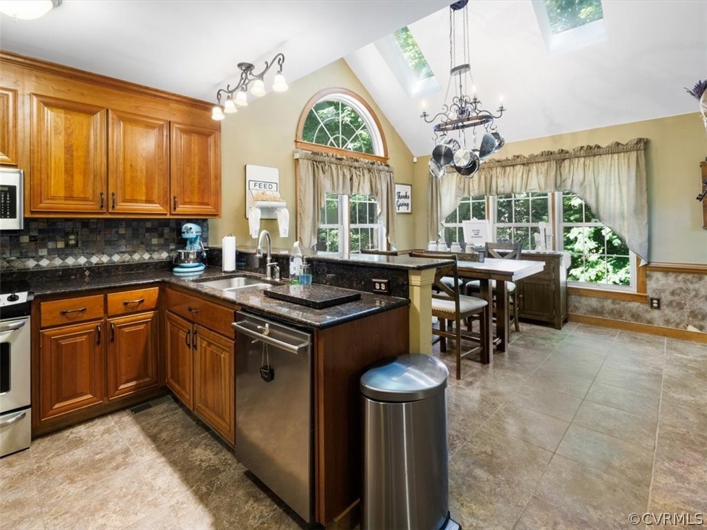 13900 Sandy Oak Road Chester, VA 23831 - Photo 10 of 30