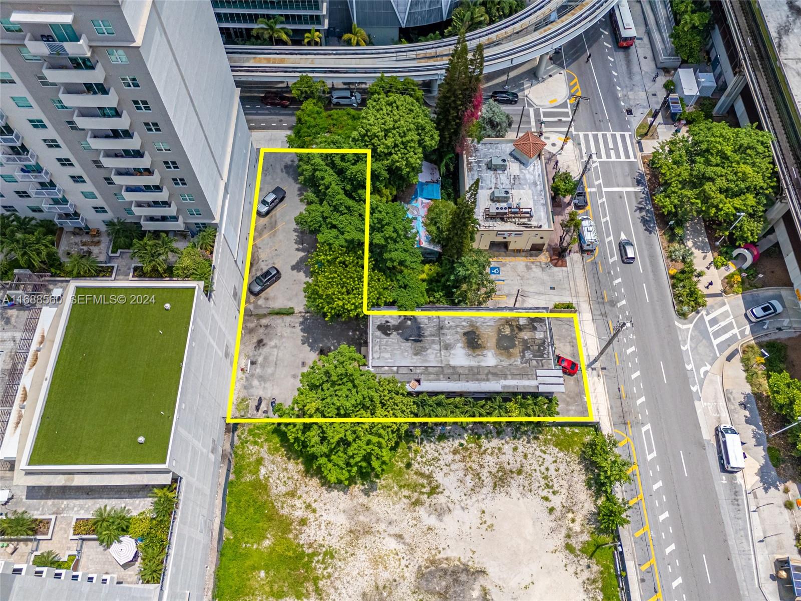 75 Southwest 11th Street Miami, FL 33130 - Photo 9 of 16 Photo 9