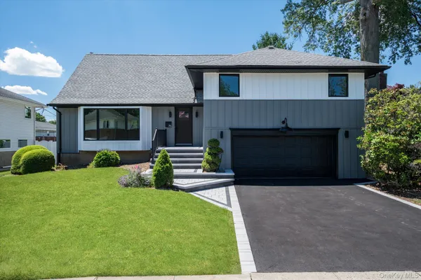 $6,500 | 75 Melanie Lane, Syosset, NY 11791