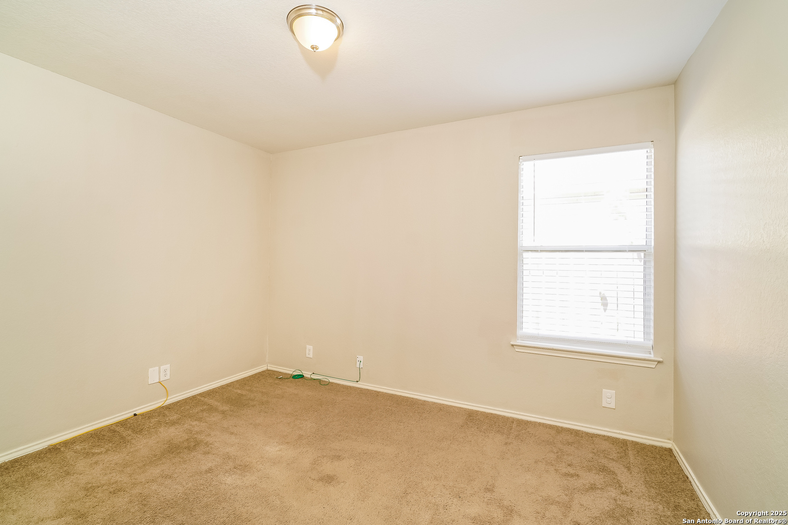 3519 Aranda Fields Converse, TX 78109 - Photo 12 of 16 an empty room with a window