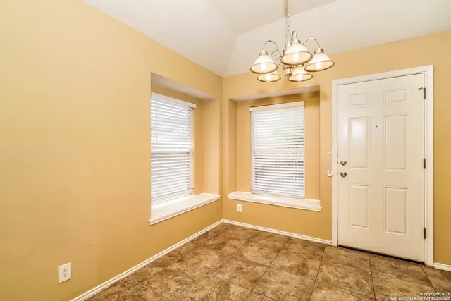 $1,510 | 3519 Aranda Fields, Converse, TX 78109