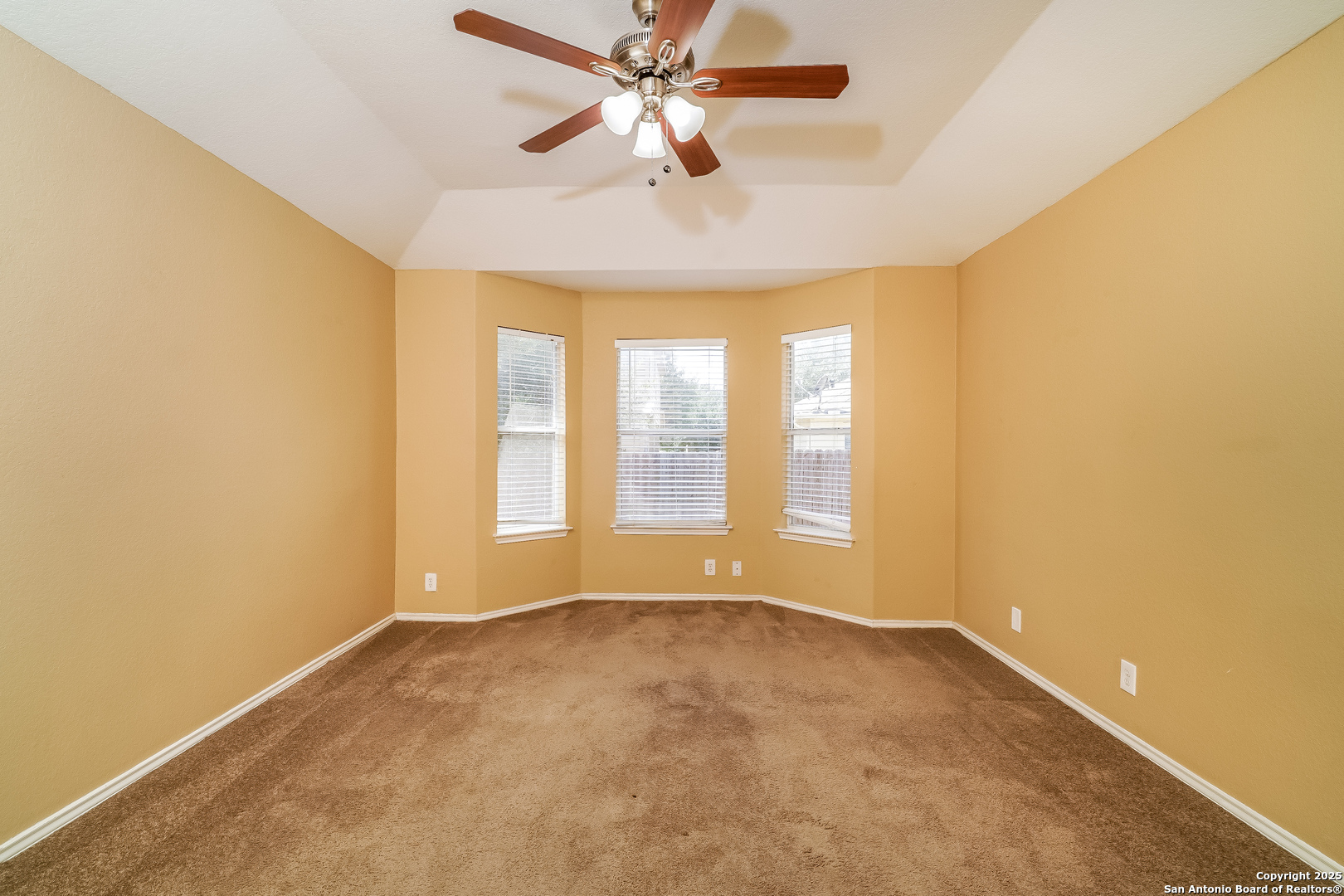 3519 Aranda Fields Converse, TX 78109 - Photo 9 of 16 a view of an empty room with a window