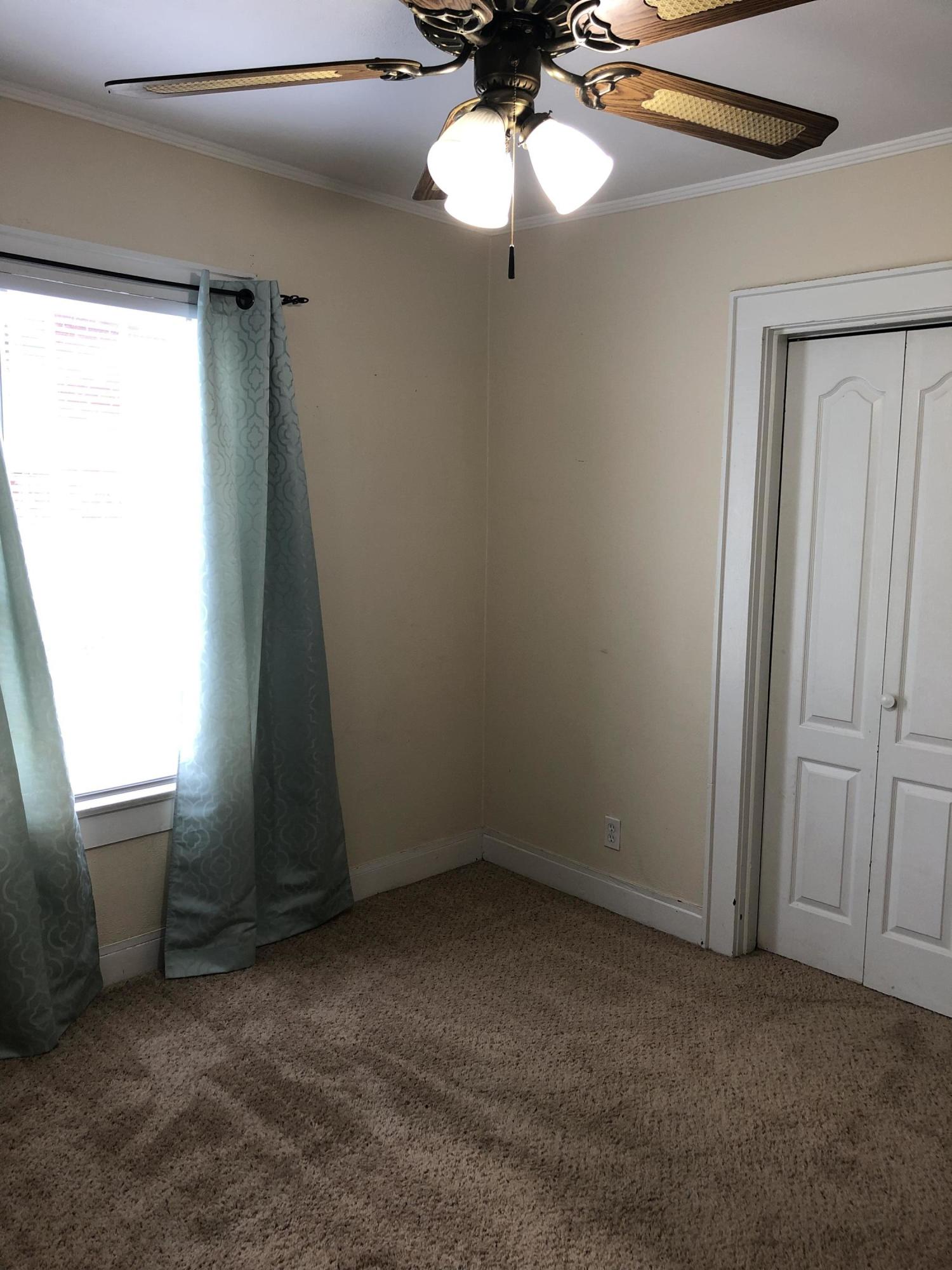 207 South Everett High Road Maryville, TN 37804 - Photo 5 of 29 master bedroom