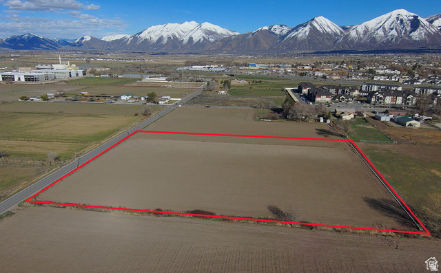 541 West 900 South Payson, UT 84651 - Photo 3 of 4 Overview of rural landscape with property boundaries highlighted and mountains