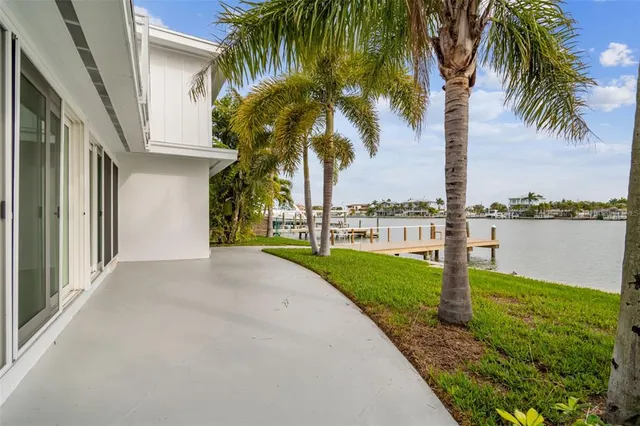 $2,800 | 2411 Bay Boulevard, Unit 1, Indian Rocks Beach, FL 33785