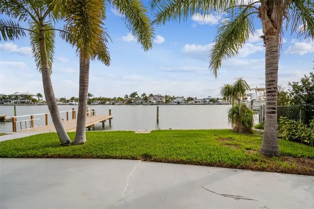 $2,800 | 2411 Bay Boulevard, Unit 1, Indian Rocks Beach, FL 33785