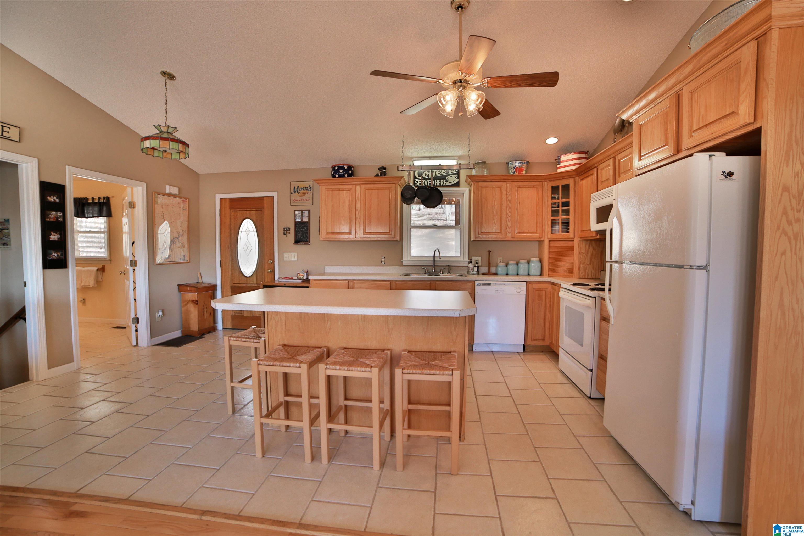 42 Robin Drive Wedowee, AL 36278 - Photo 5 of 29