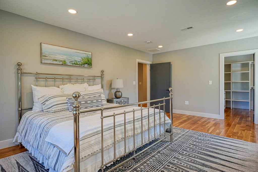 257 Beal Road Waltham, MA 02453 - Photo 18 of 36