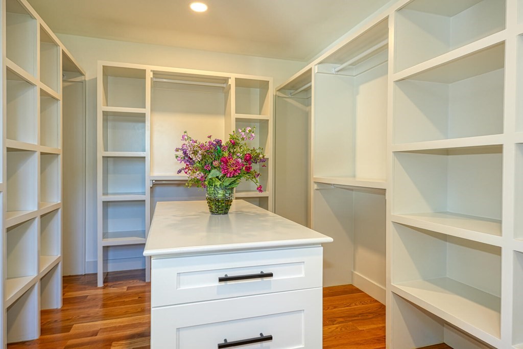 257 Beal Road Waltham, MA 02453 - Photo 21 of 36