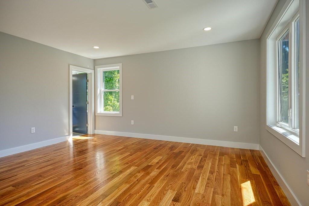 257 Beal Road Waltham, MA 02453 - Photo 24 of 36