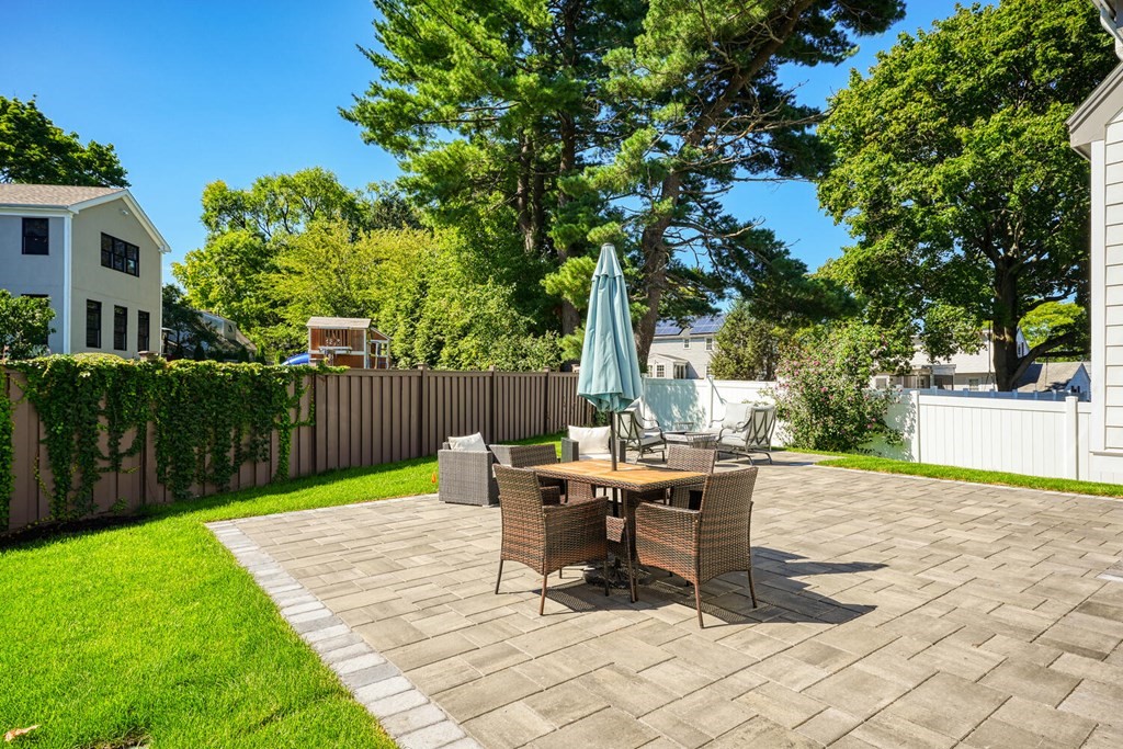 257 Beal Road Waltham, MA 02453 - Photo 32 of 36