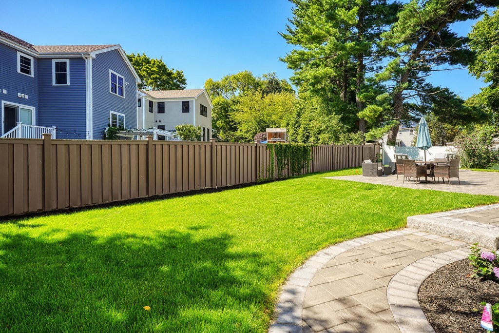 257 Beal Road Waltham, MA 02453 - Photo 33 of 36