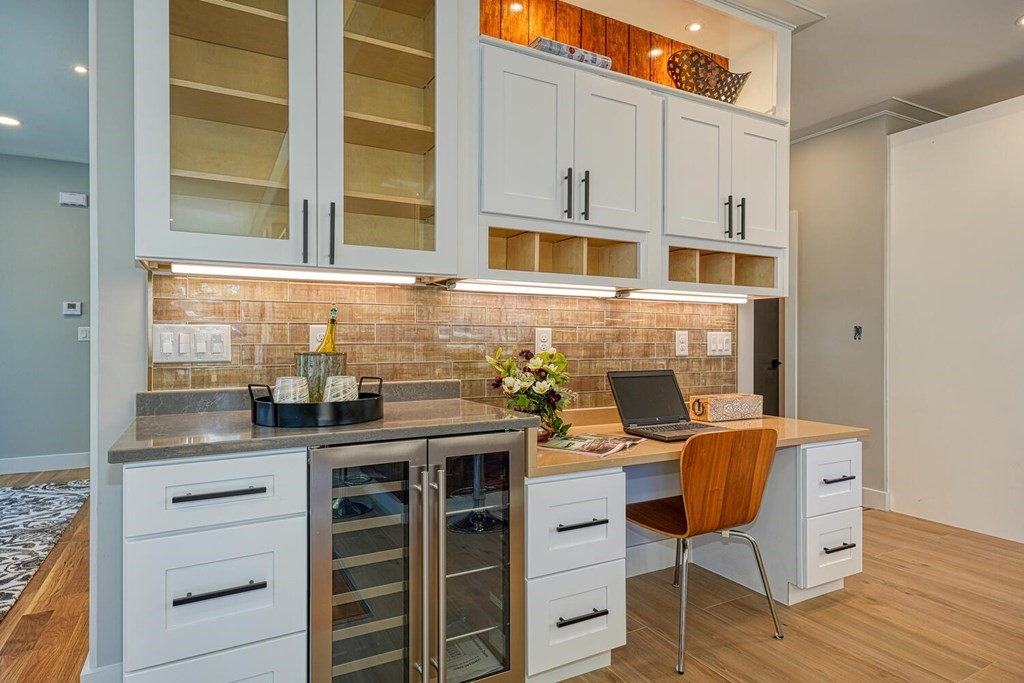 257 Beal Road Waltham, MA 02453 - Photo 10 of 36