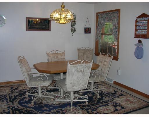 89 Watt Road Jeannette, PA 15644 - Photo 3 of 8 Dining Room.