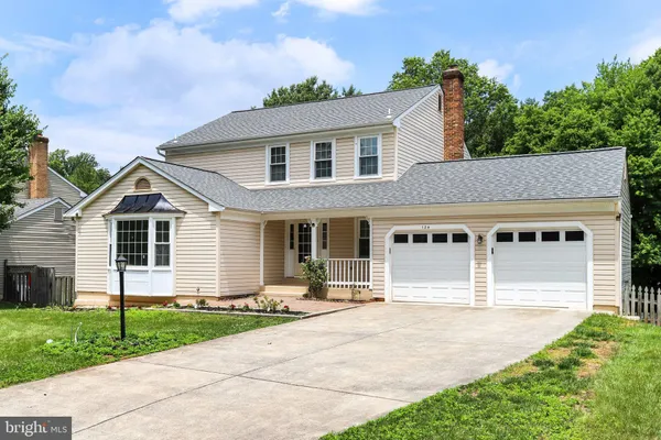 $795,000 | 124 Environs Road, Sterling, VA 20165