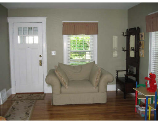1 Dean Road Milton, MA 02186 - Photo 6 of 10 Gallery Image 6