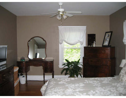 1 Dean Road Milton, MA 02186 - Photo 9 of 10 Gallery Image 9