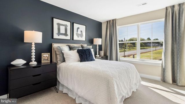 $790,000 | 409 Emerald Court, Spring City, PA 19475