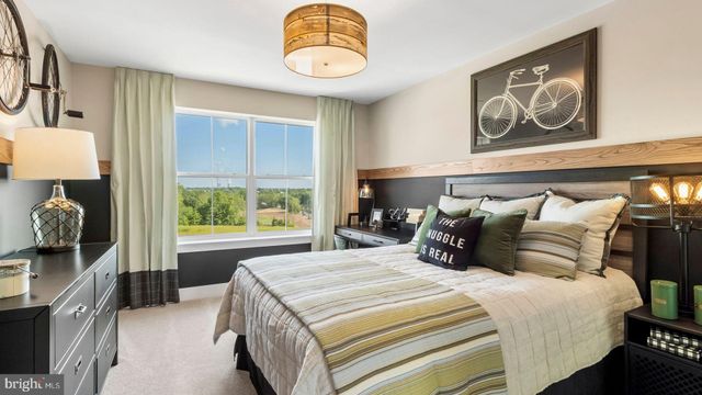 $790,000 | 409 Emerald Court, Spring City, PA 19475