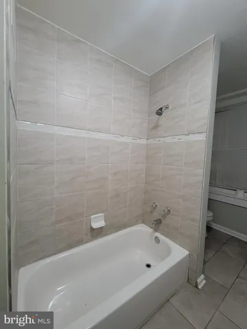 $1,650 | 1217 Hollins Street, Unit 1, Baltimore, MD 21223