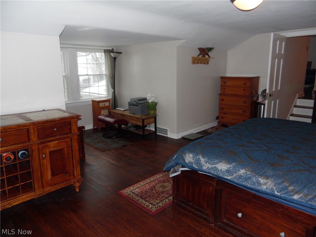 3149 Sebor Road Cleveland, OH 44120 - Photo 23 of 34