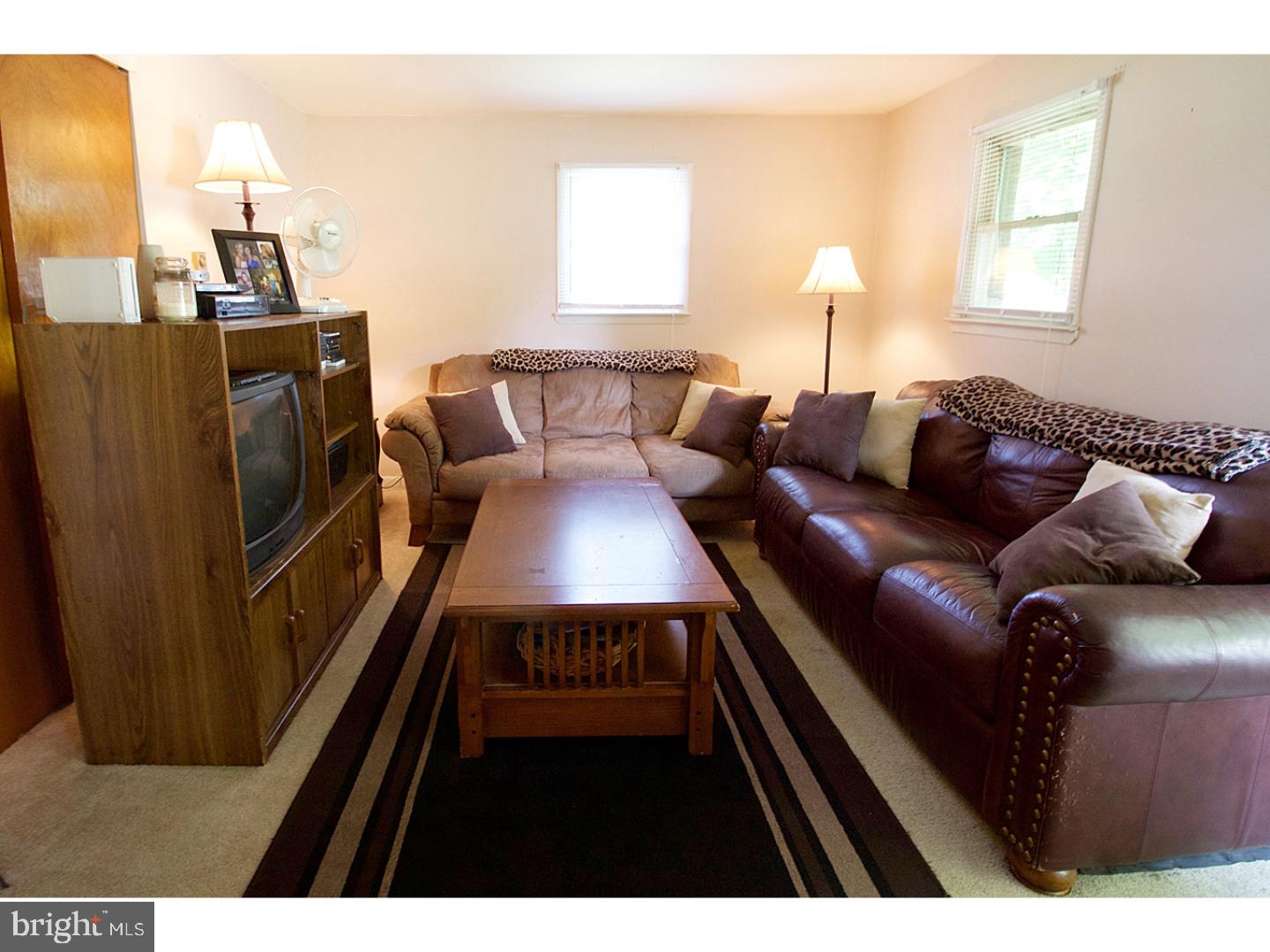 426 Buck Road Holland, PA 18966 - Photo 16 of 17 In-law Suite