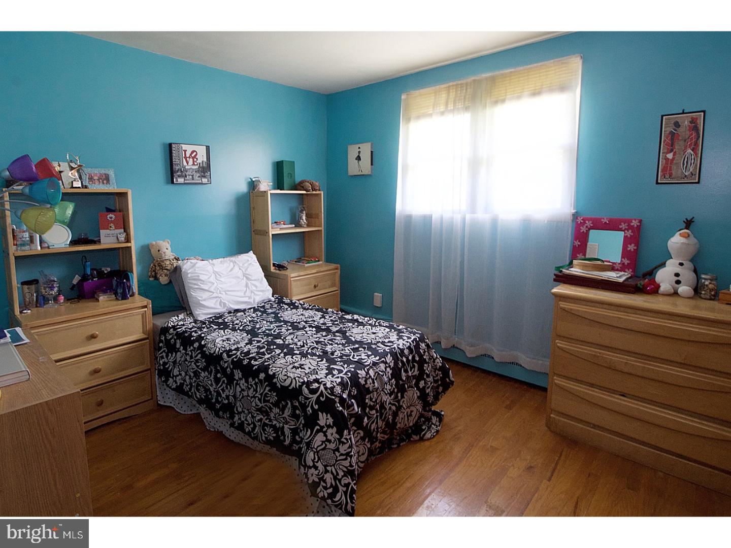 426 Buck Road Holland, PA 18966 - Photo 10 of 17 Bedroom 3