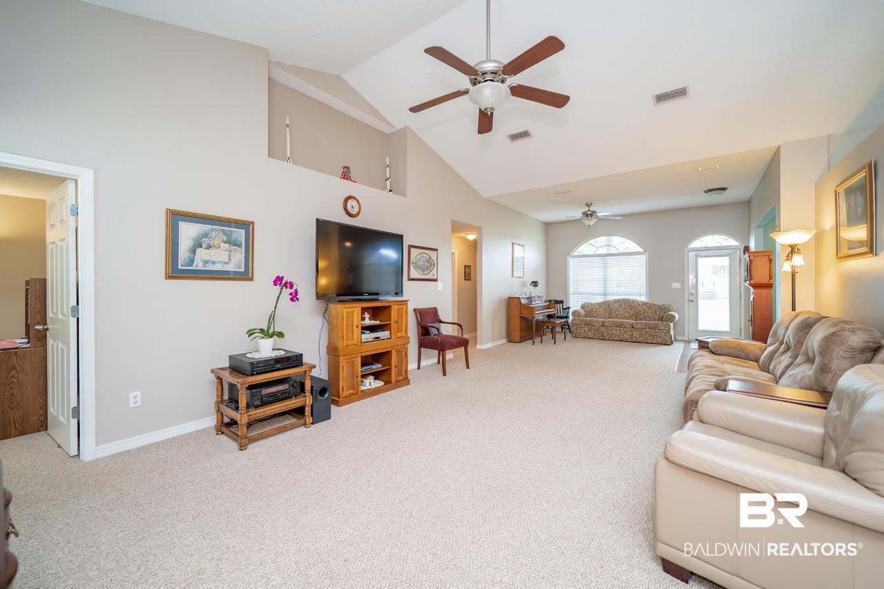 354 Manchester Lane Foley, AL 36535 - Photo 2 of 39 Living Room