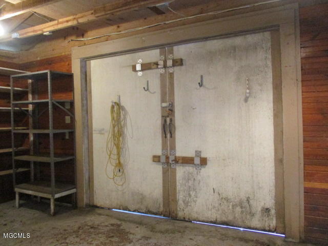 3800 Manchester Road Moss Point, MS 39562 - Photo 19 of 25 Manchester 8-2 002