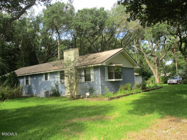 3800 Manchester Road Moss Point, MS 39562 - Photo 2 of 25 Manchester 8-2 015